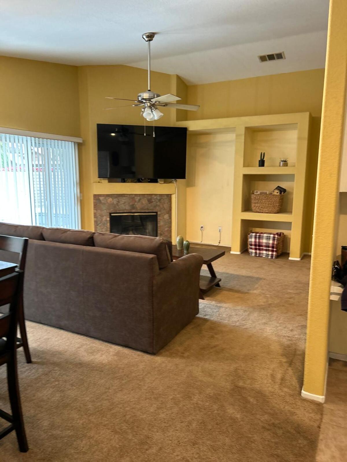 Walking Distance To Stagecoach Villa Индиоу Екстериор снимка