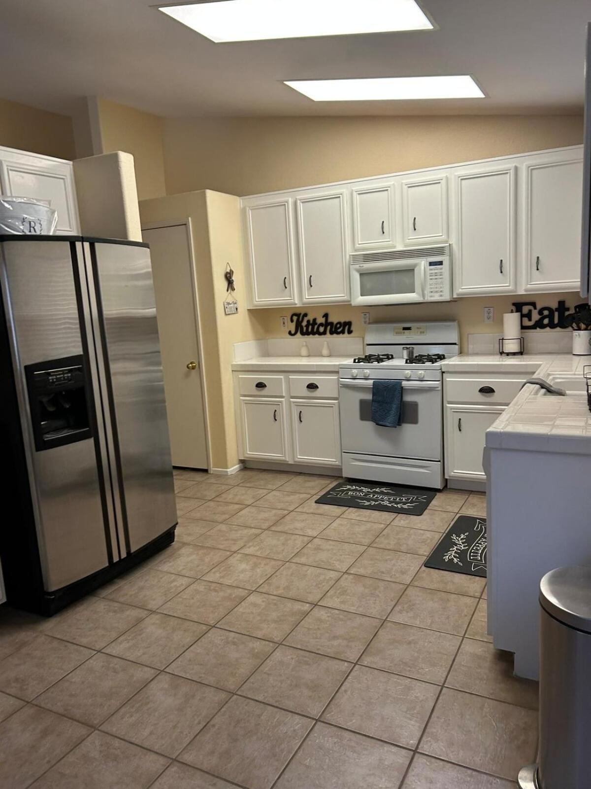 Walking Distance To Stagecoach Villa Индиоу Екстериор снимка